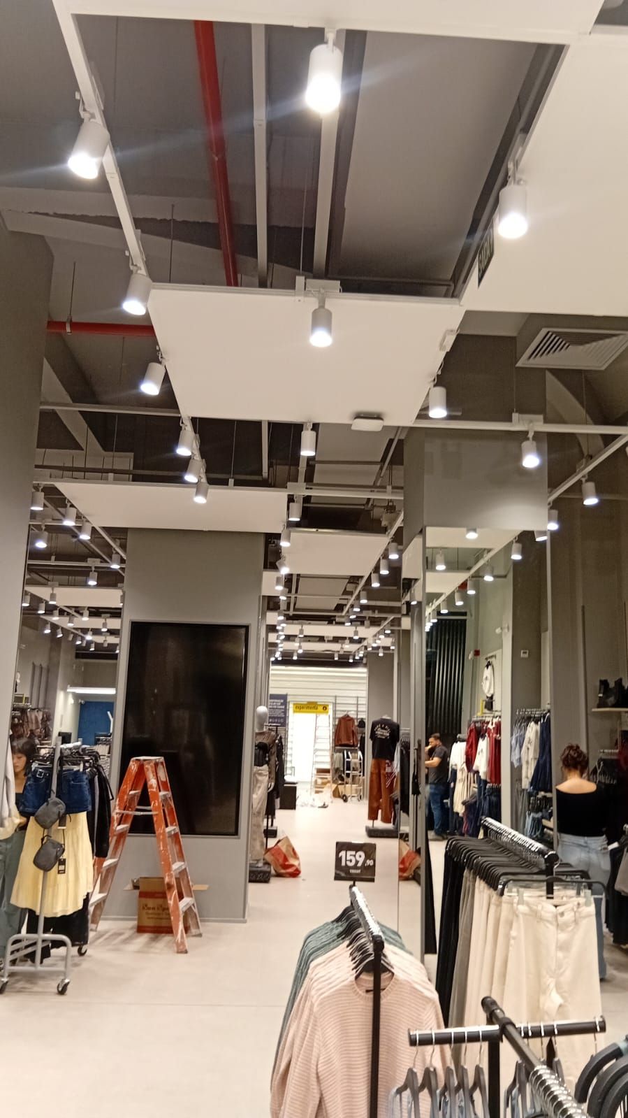 WhatsApp Image 2025-07-17 at 11.40.00.jpg